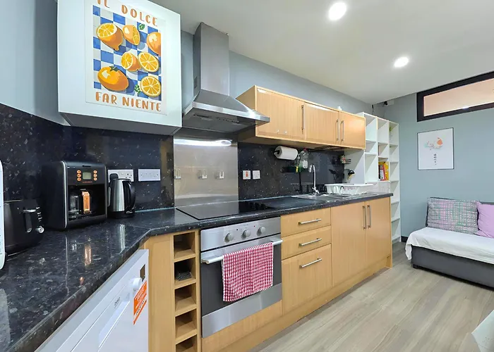 Manchester City Flat With Free Secure Parking
